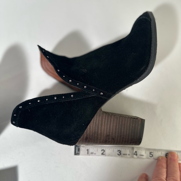 Lucky Brand Black Chunky Heel Ankle Booties - Picture 10 of 10